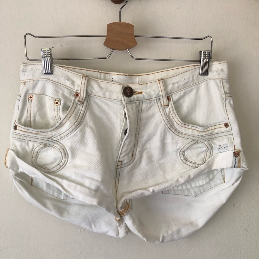 One Teaspoon White Jean Shorts Distressed Cut-Off